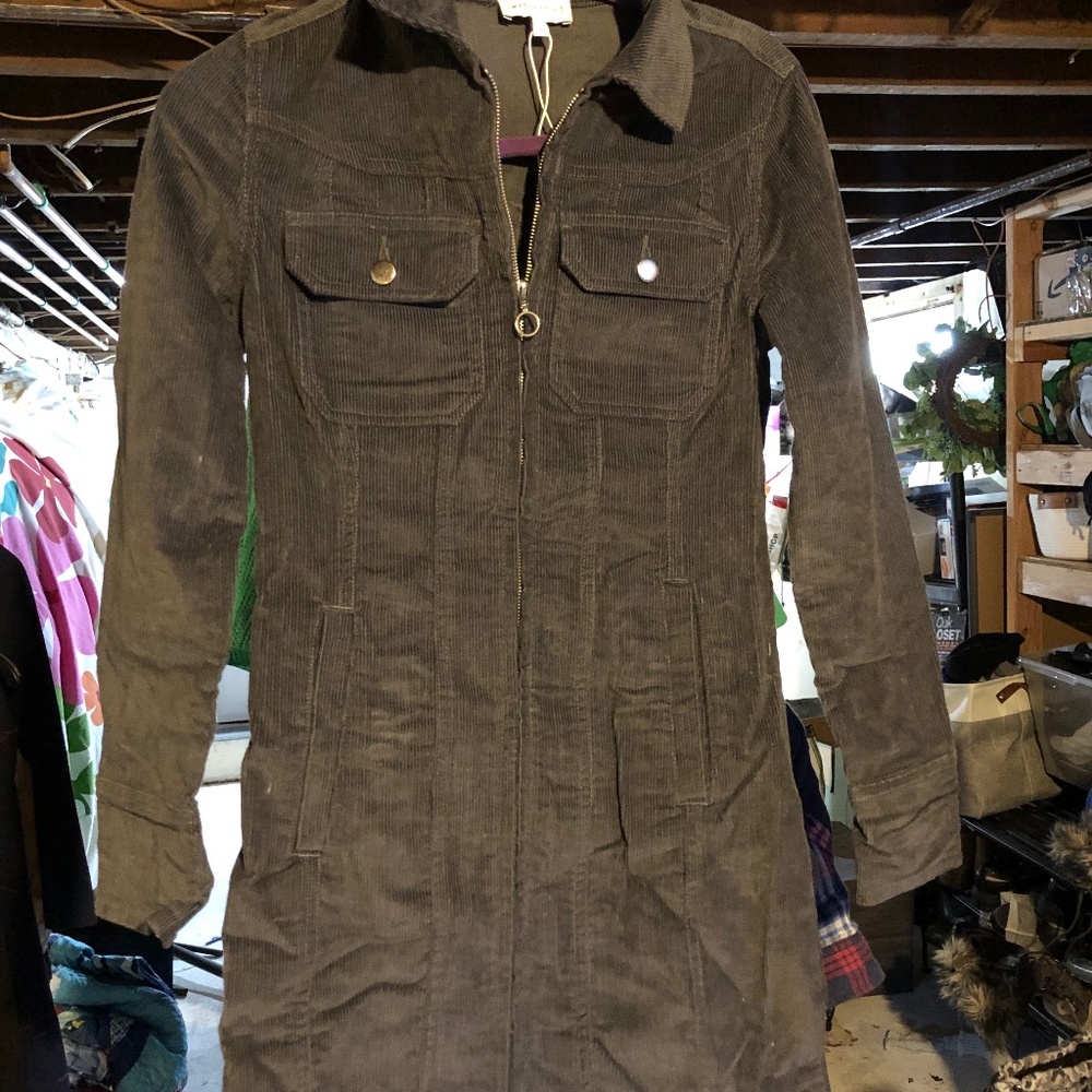 Corduroy long sleeve dress with zip up front and pockets
